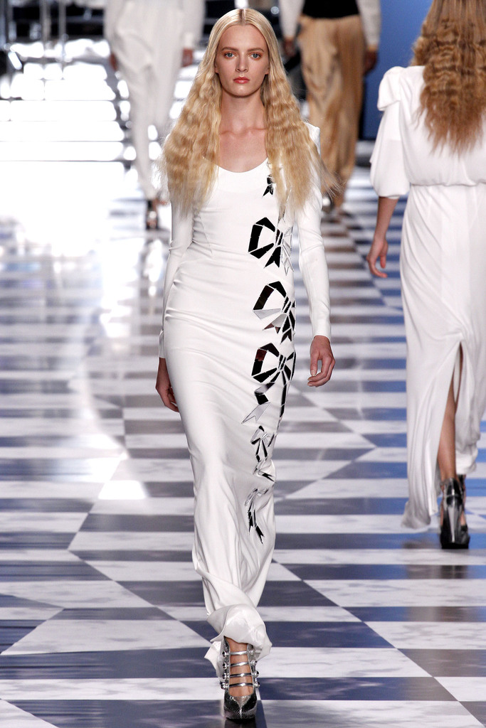 Viktor & Rolf 2013DƬ