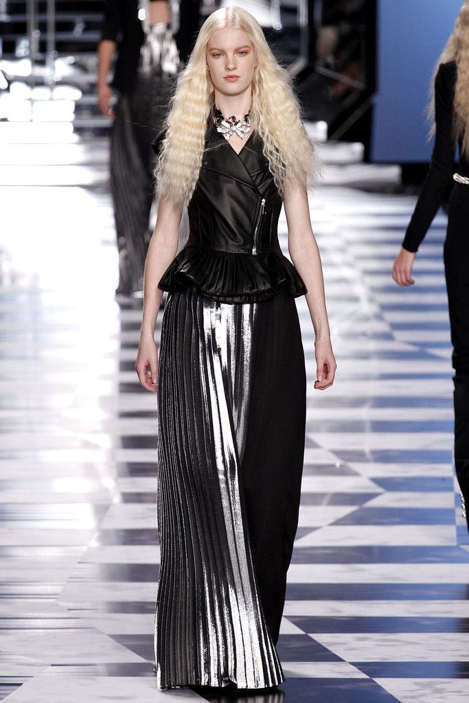 Viktor & Rolf 2013DƬ
