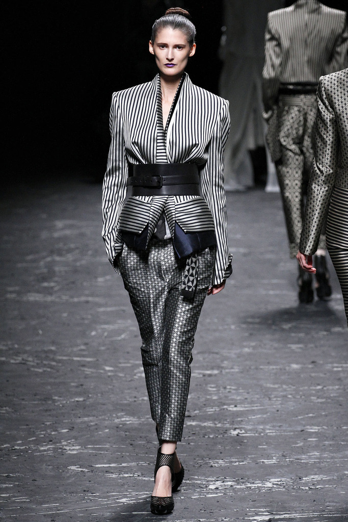 Haider Ackermann 2013DƬ