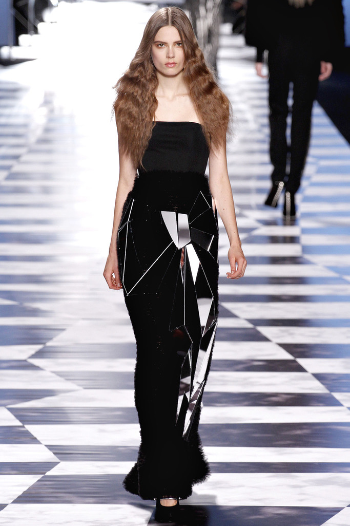 Viktor & Rolf 2013(chng)DƬ