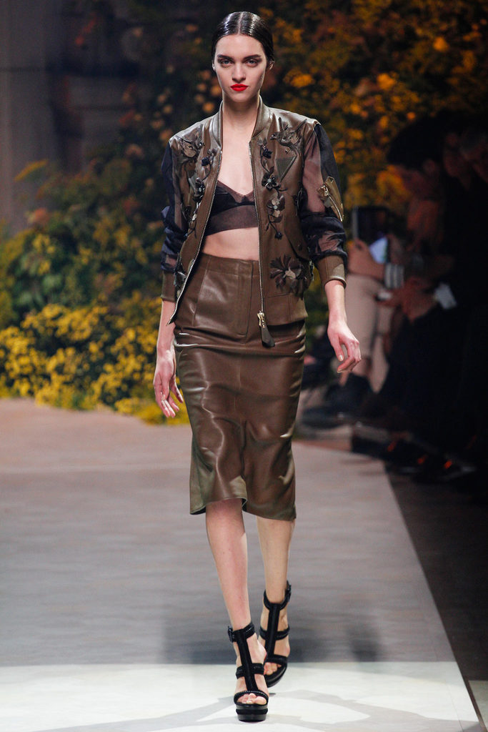 Loewe 2013DƬ