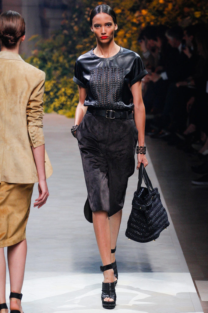 Loewe 2013DƬ