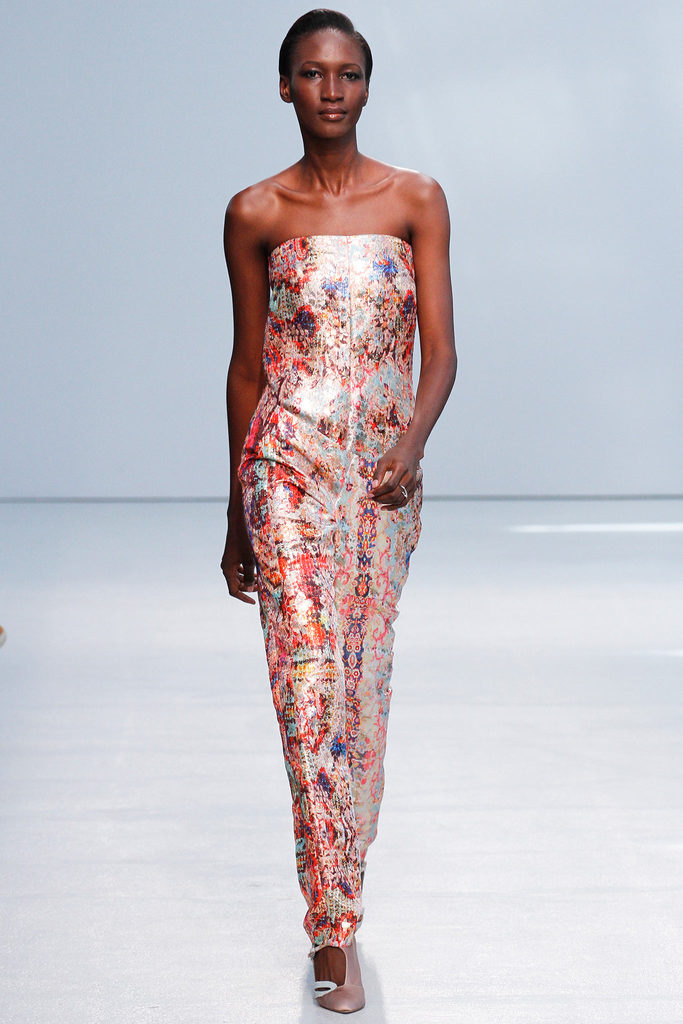 Anne Valerie Hash 2013DƬ
