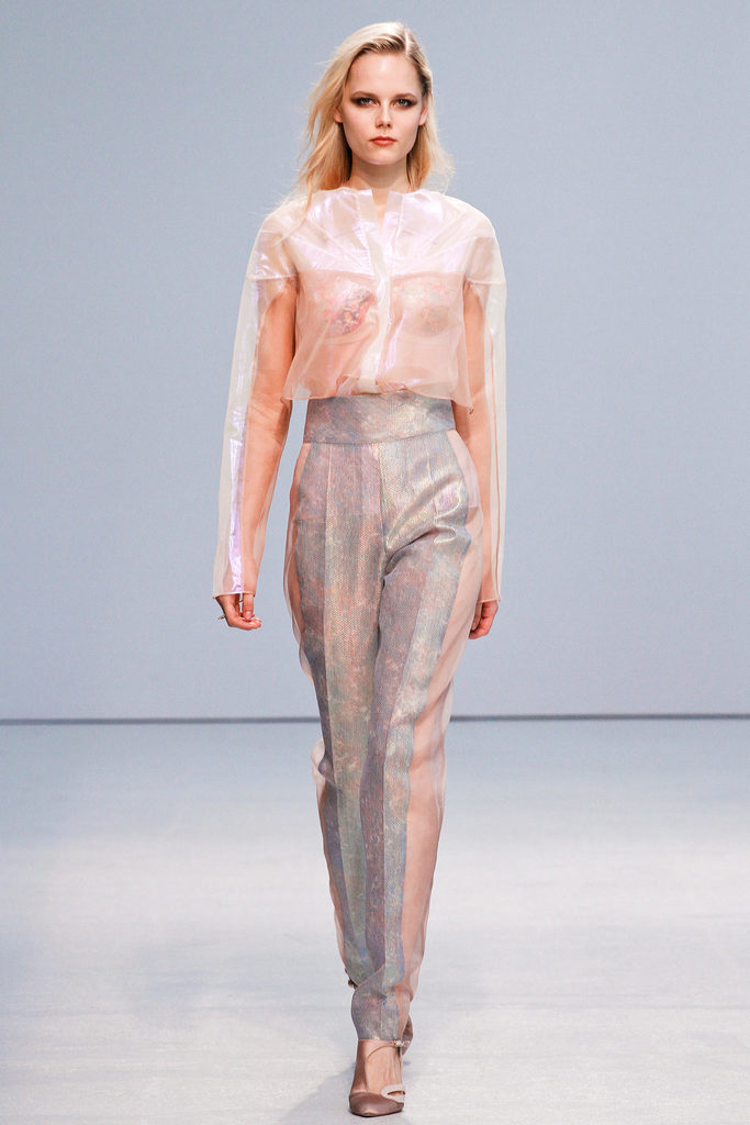 Anne Valerie Hash 2013DƬ
