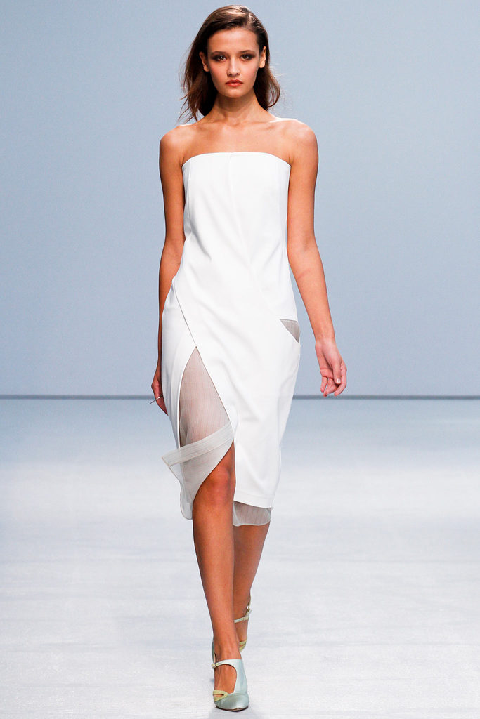 Anne Valerie Hash 2013DƬ