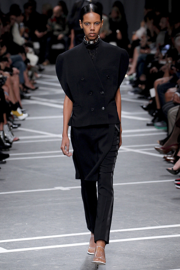 Givenchy 2013DƬ