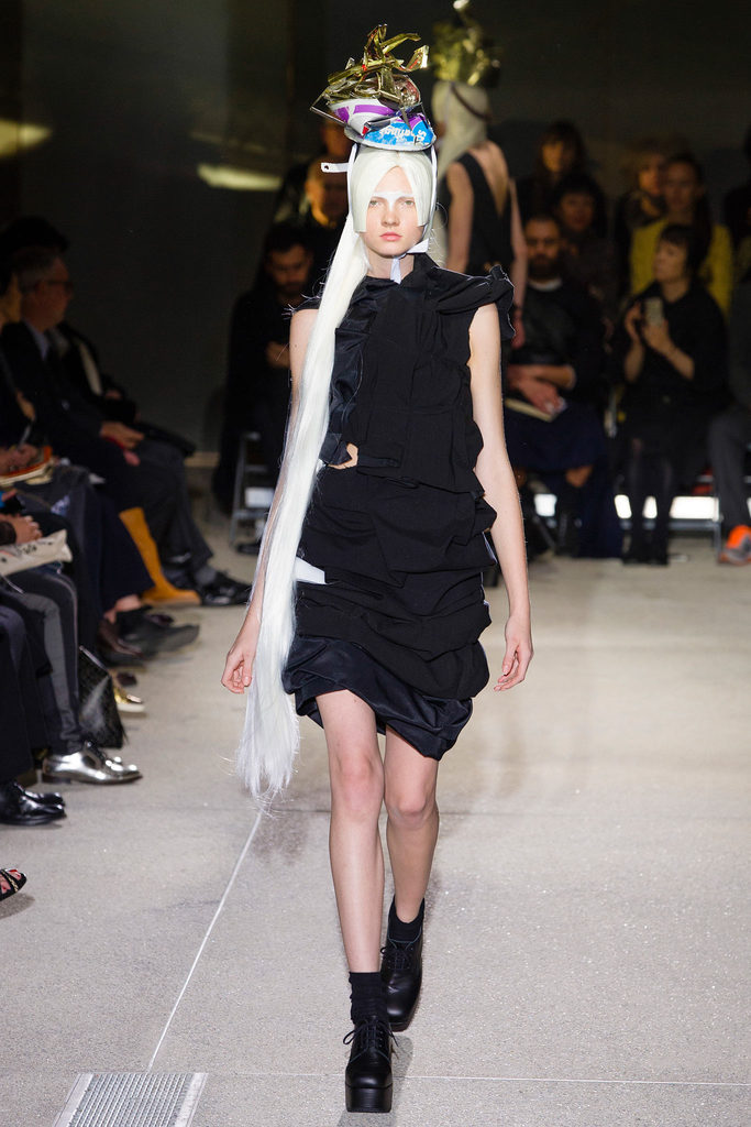 Comme des Garcons 2013DƬ