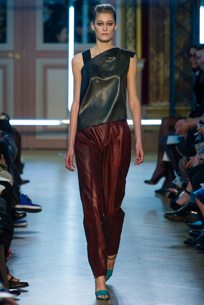 Roland Mouret 2013(chng)DƬ