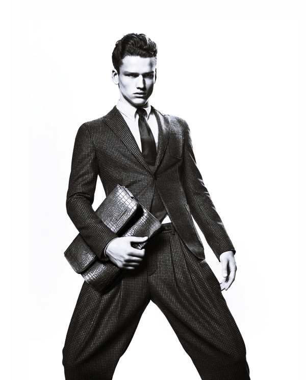 Giorgio Armani 2012ﶬbVDƬ
