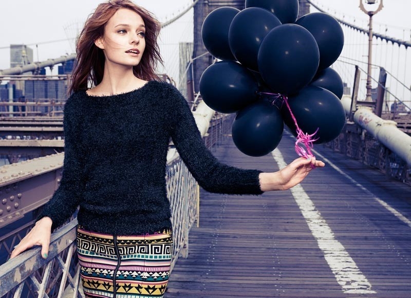 H&M Divided VDƬ