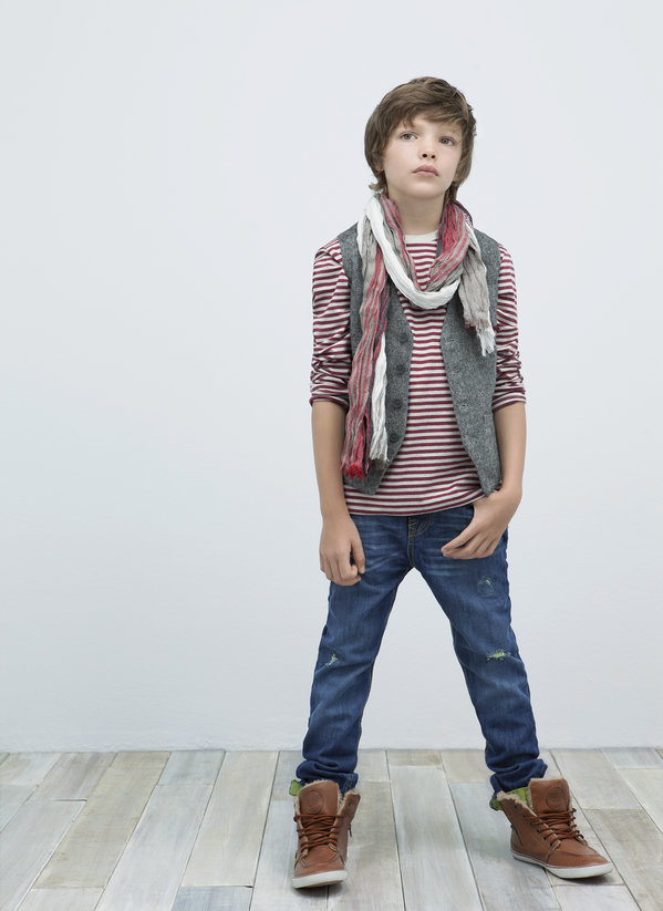 ZARA 8ͯb LookbookDƬ