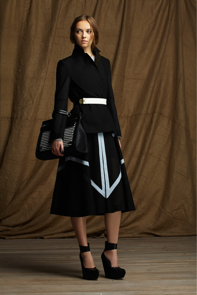 BCBG Max Azria 2013DDƬ