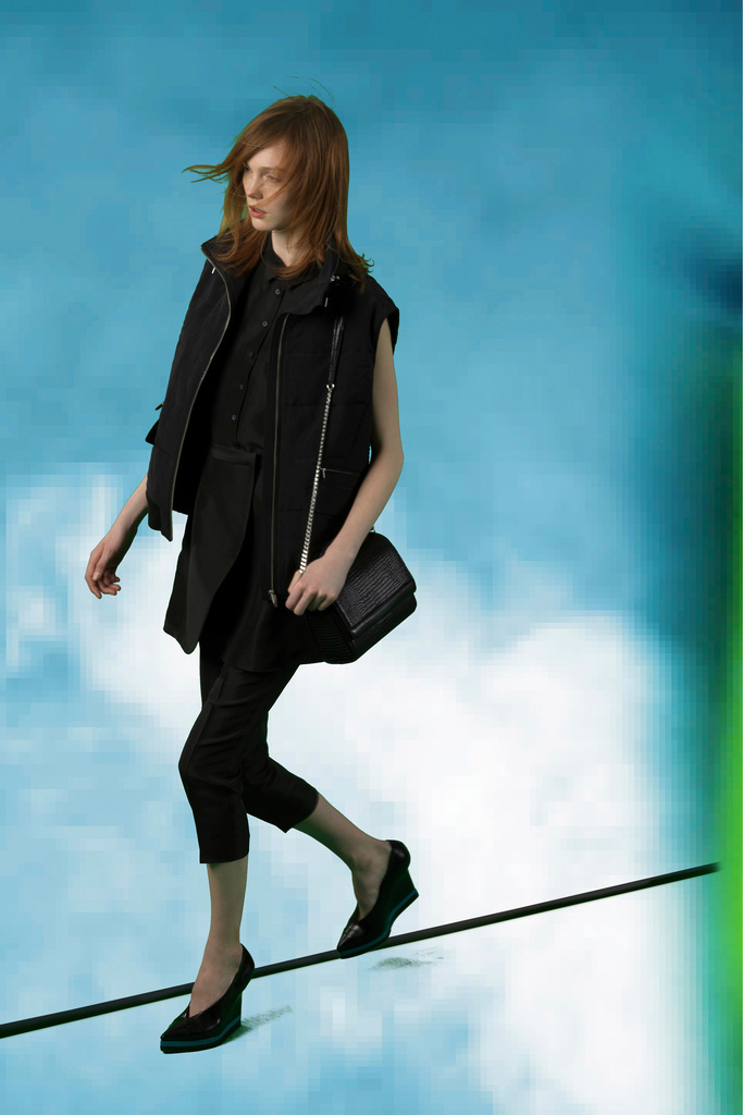 Theyskens Theory 2013DDƬ