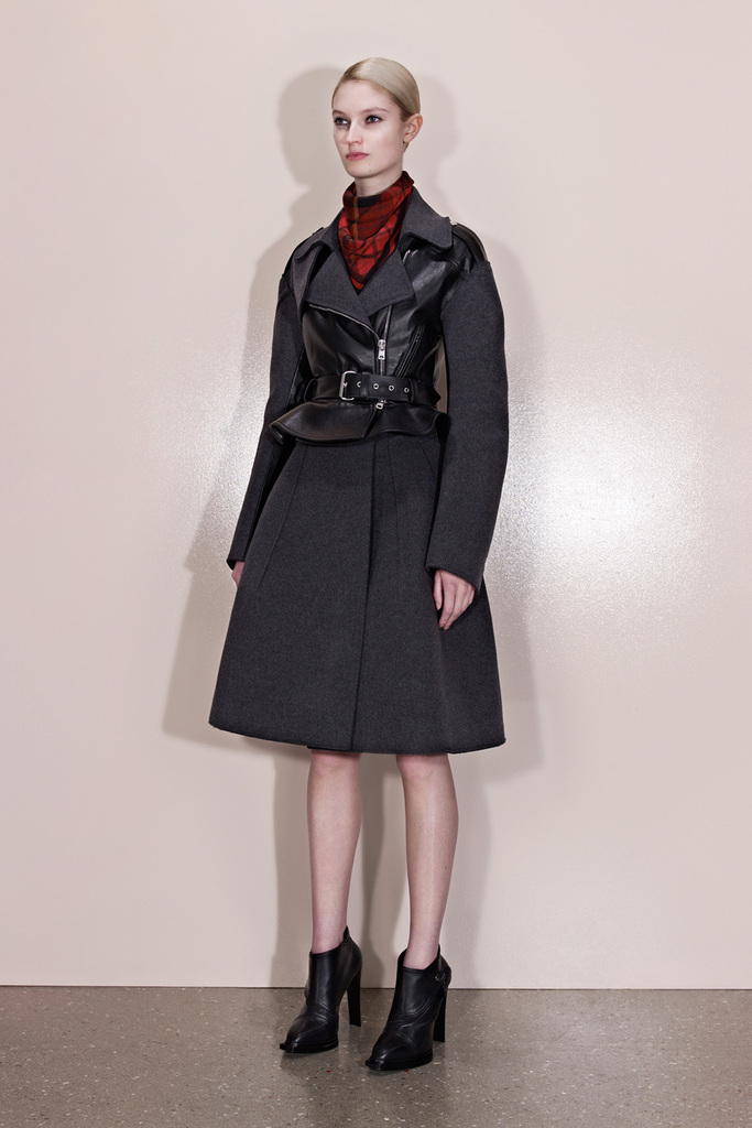 McQ 2013DDƬ