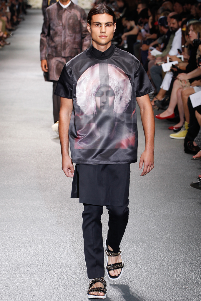 Givenchy 2012ﶬ߼DDƬ