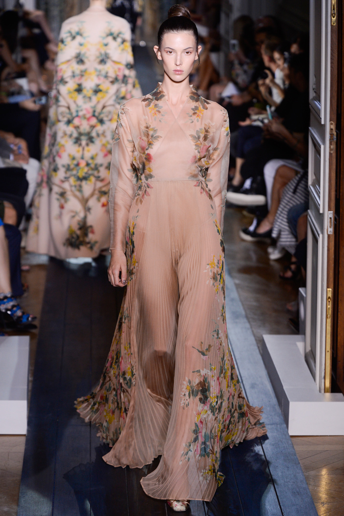 Valentino 2012ﶬ߼(j)(chng)DDƬ
