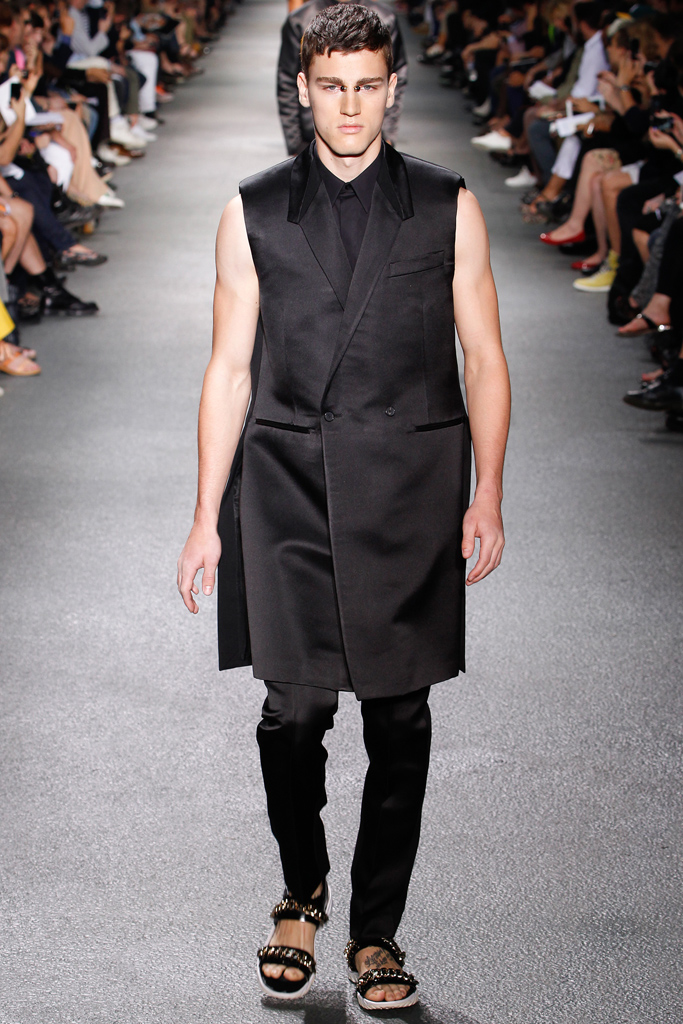 Givenchy 2012ﶬ߼DDƬ