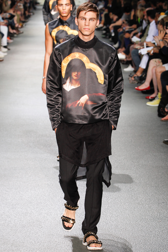 Givenchy 2012ﶬ߼(j)(chng)DDƬ