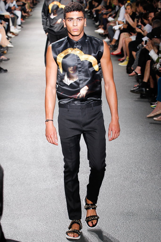 Givenchy 2012ﶬ߼(j)(chng)DDƬ