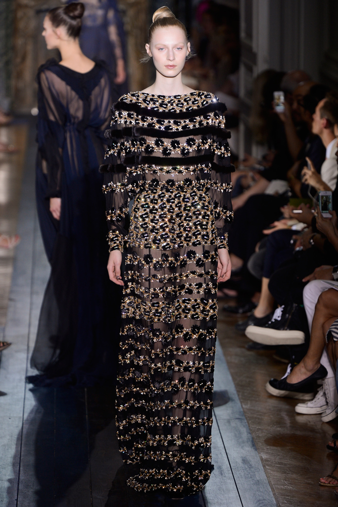 Valentino 2012ﶬ߼(j)(chng)DDƬ