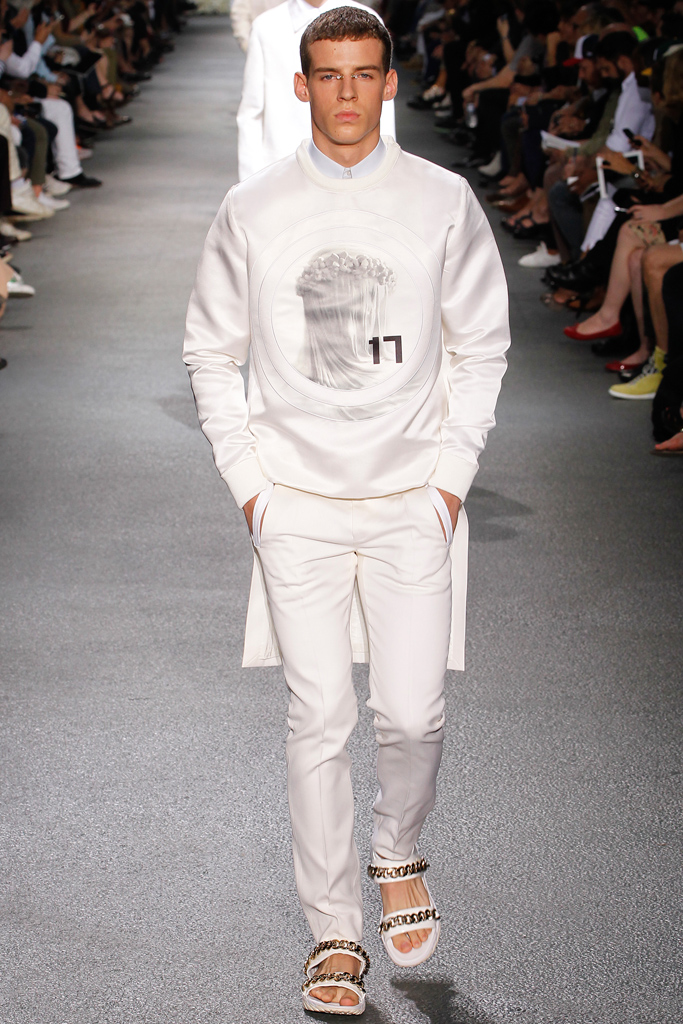 Givenchy 2012ﶬ߼DDƬ