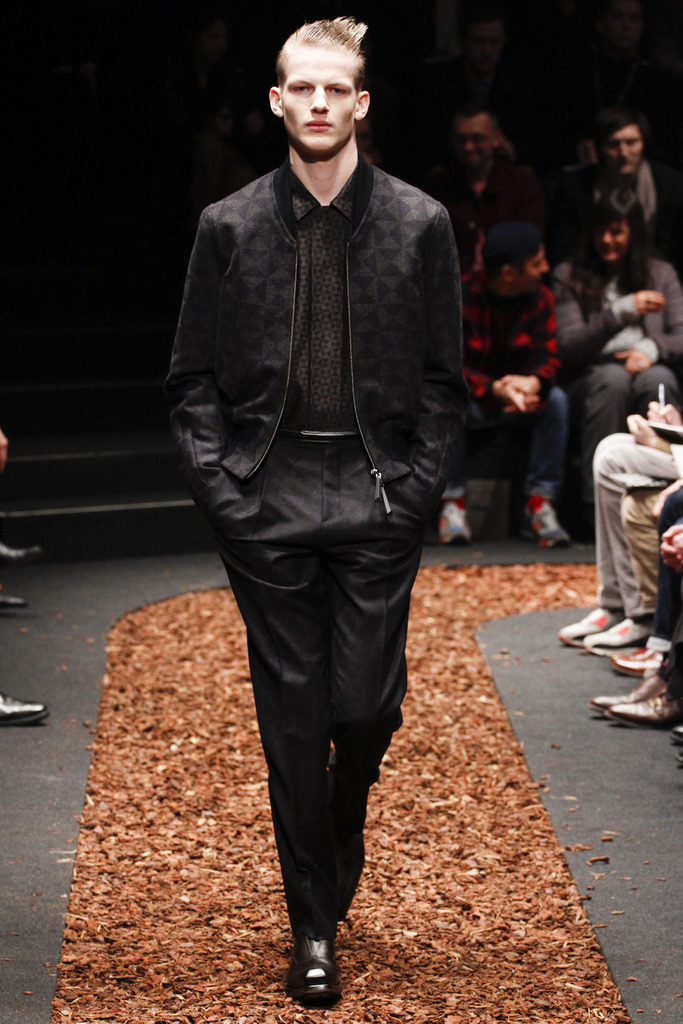 Z Zegna 2013ﶬbDDƬ