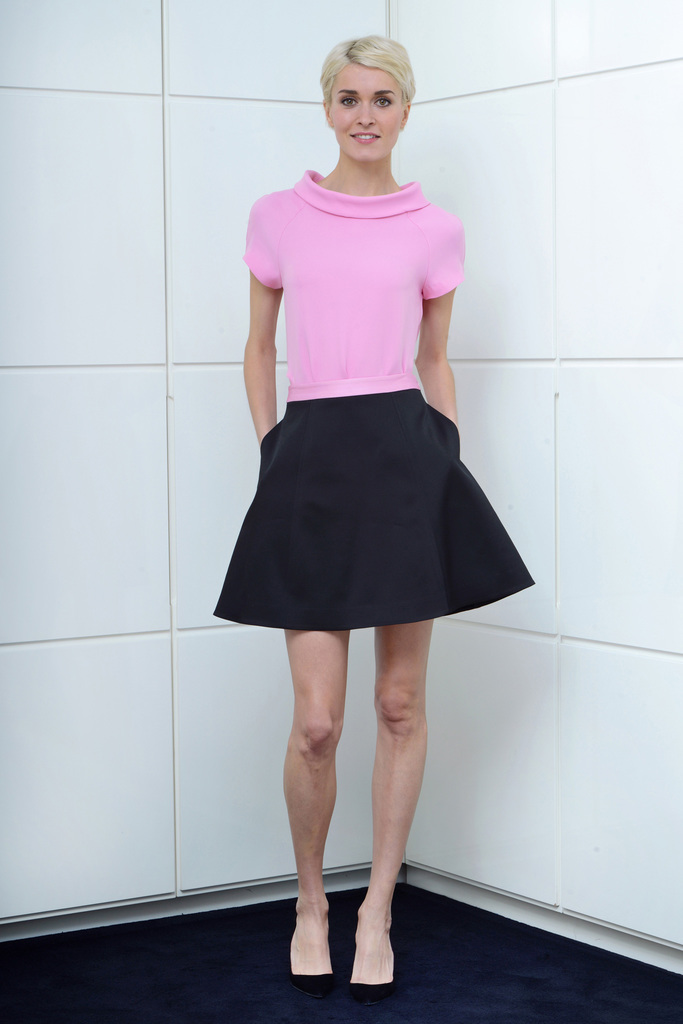 Lisa Perry 2013(chng)DDƬ