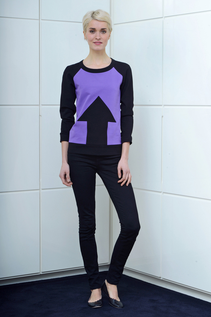 Lisa Perry 2013(chng)DDƬ