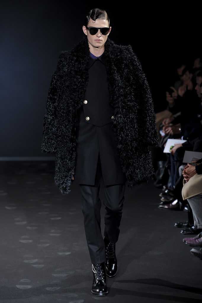 Les Hommes 2013ﶬb(chng)DDƬ