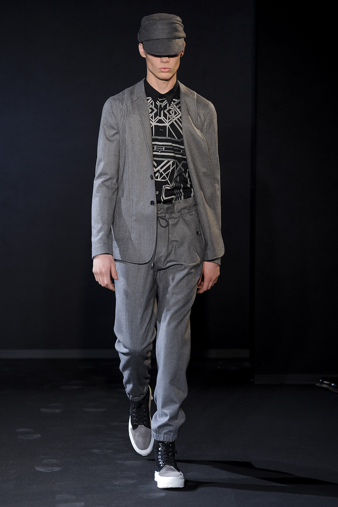 Les Hommes 2013ﶬbDDƬ