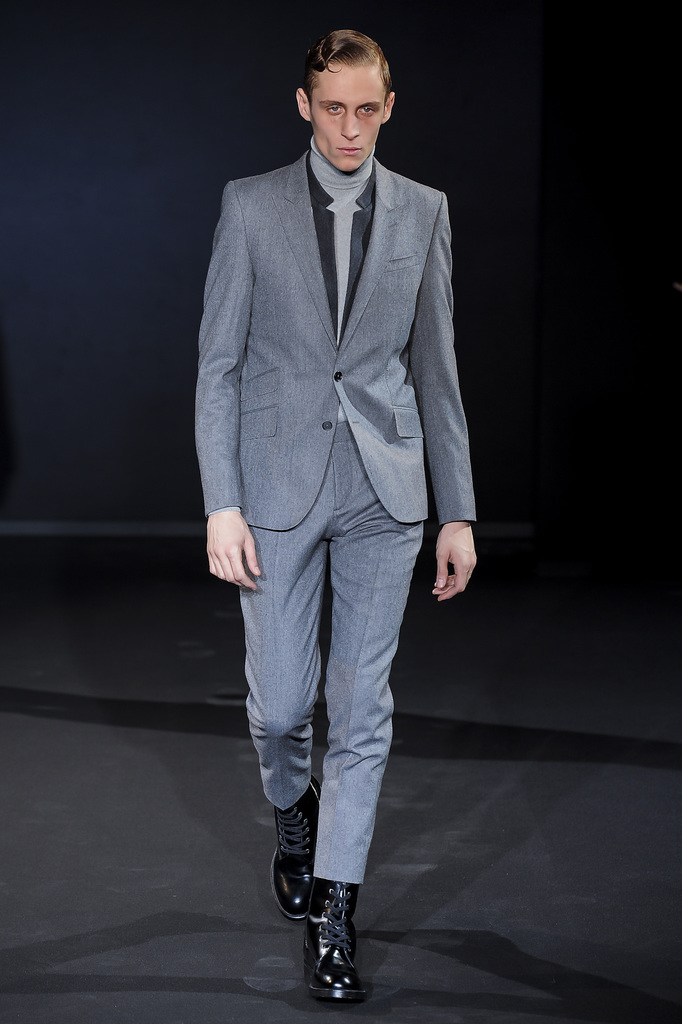 Les Hommes 2013ﶬbDDƬ