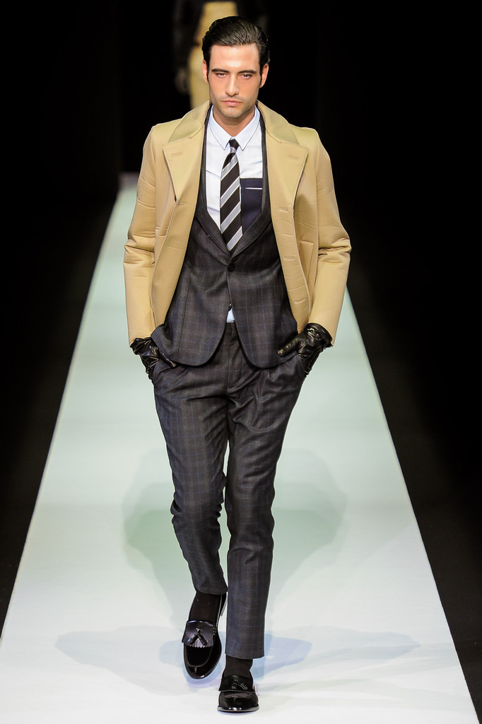 Emporio Armani 2013ﶬbDDƬ