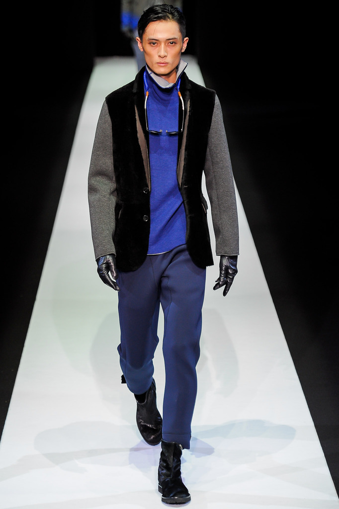 Emporio Armani 2013ﶬbDDƬ