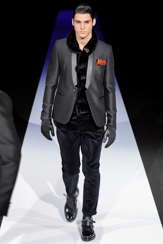 Emporio Armani 2013ﶬbDDƬ