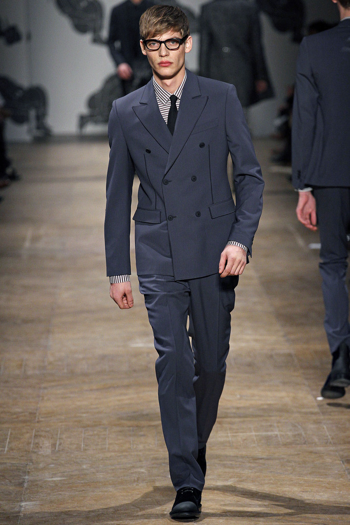 Viktor & Rolf 2013ﶬbDDƬ