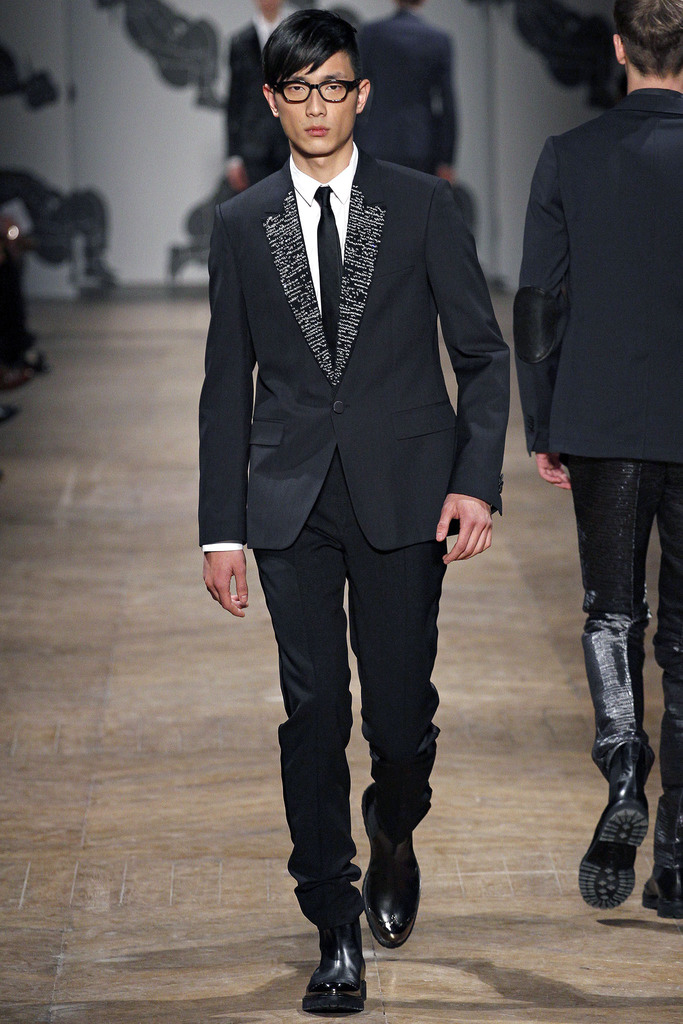 Viktor & Rolf 2013ﶬbDDƬ