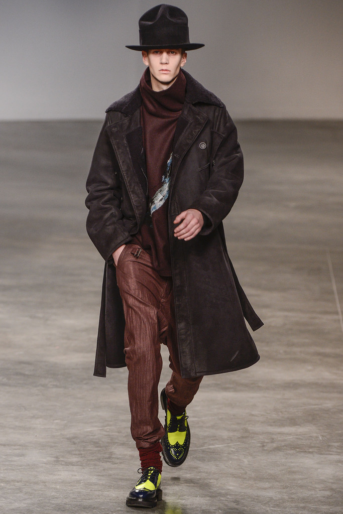 John Galliano 2013ﶬbDDƬ