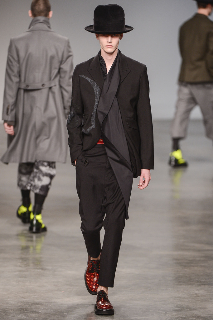 John Galliano 2013ﶬbDDƬ