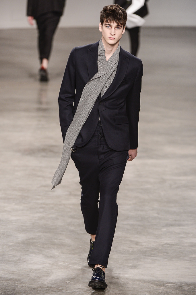John Galliano 2013ﶬbDDƬ