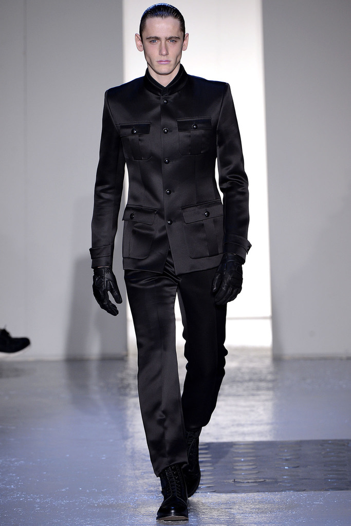 Mugler 2013ﶬbDDƬ