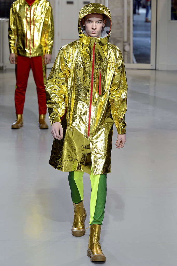 Issey Miyake 2013ﶬbDDƬ