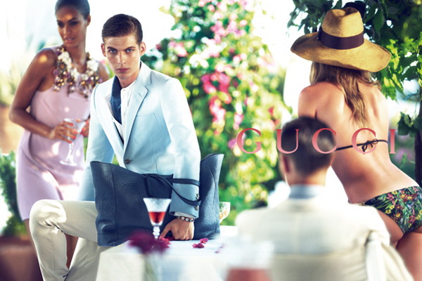 Gucci 2013紺ȼϵЏVDƬ