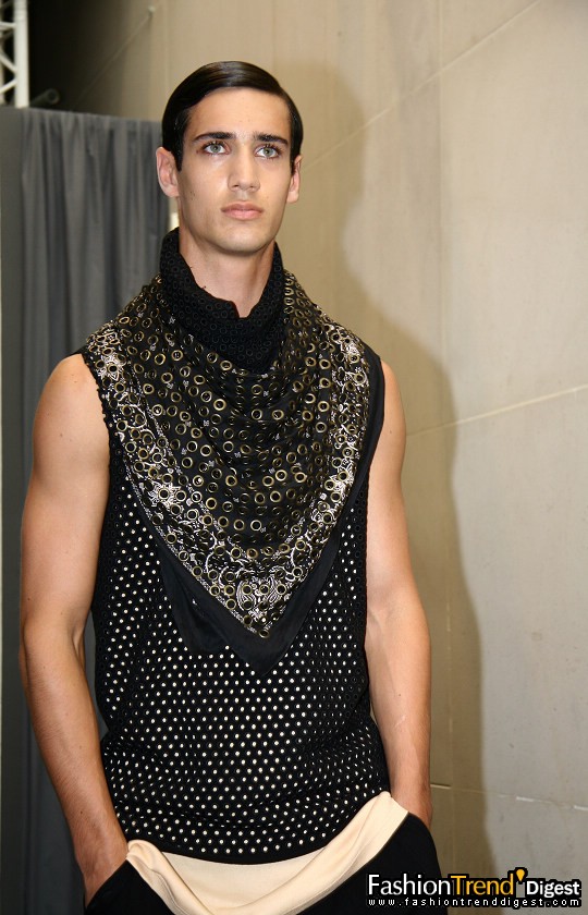 GIVENCHY 