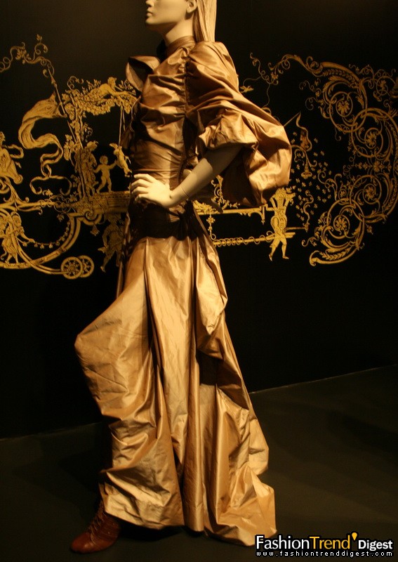 Vivienne Westwood世界巡回時裝展香港站 