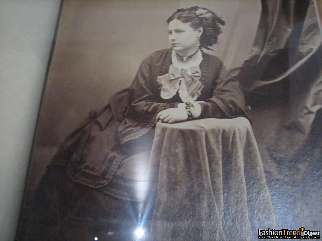 巴黎帝政時(shí)期女裝博物館展覽 