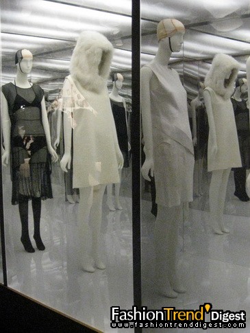 ~s󶼕^Model As Museչ