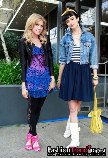 5月11日：隨著Gossip Girl的大熱迎來了80年代的回歸，Punk開始全面復辟。圖為Brittany Snow和Krysten Ritter的80年代打扮。 