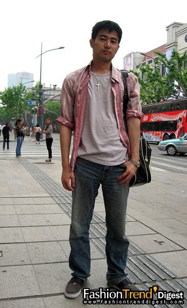 0759 ϺH&M ،