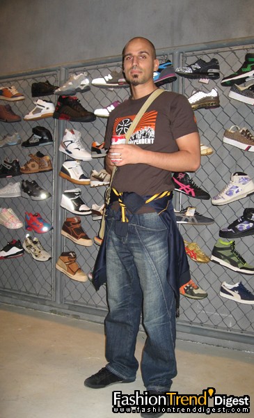 SOURCE ֮ sneaker pimps (dng)!