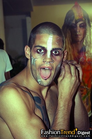 FTD-foto̽IJohn Galliano(chng)_(ti)(zhn)ʿ